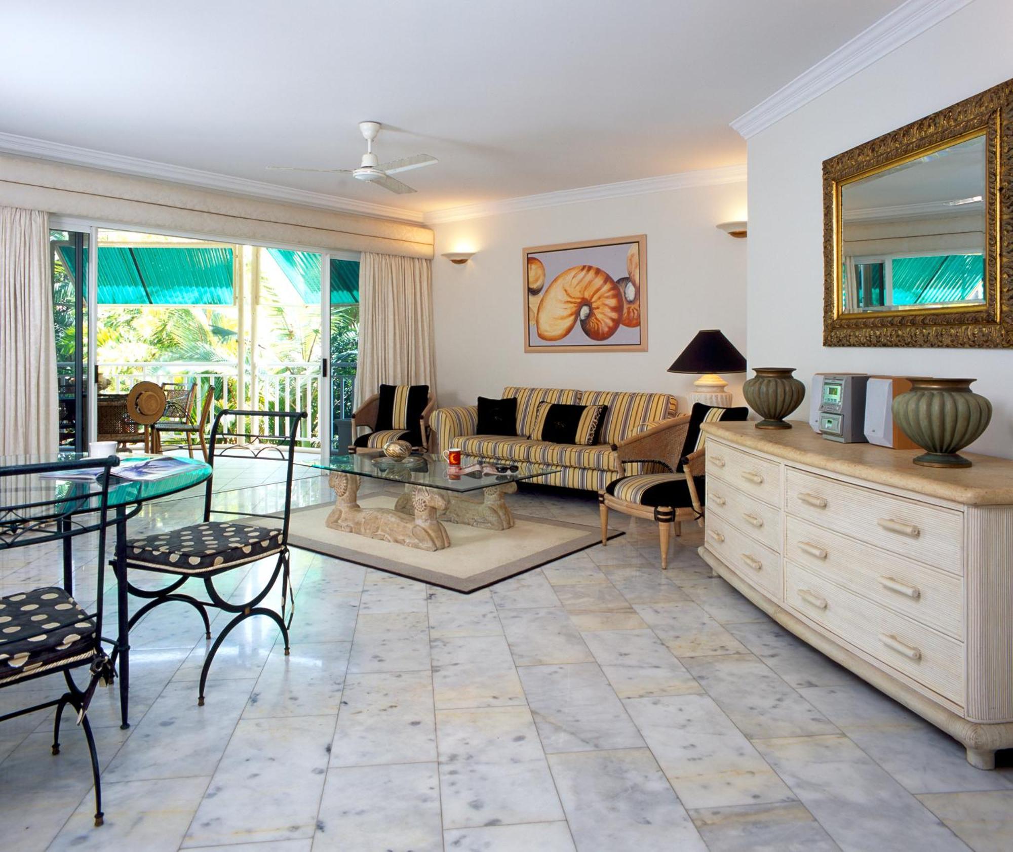 On The Beach Apartments Trinity Beach Szoba fotó